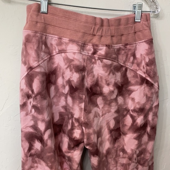 Athleta balance printed jogger size small.Pink - Picture 9 of 13